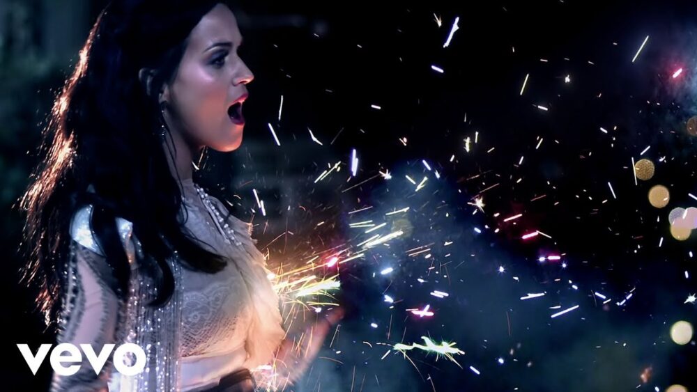 Katy Perry - Firework (Offizielles Musikvideo)